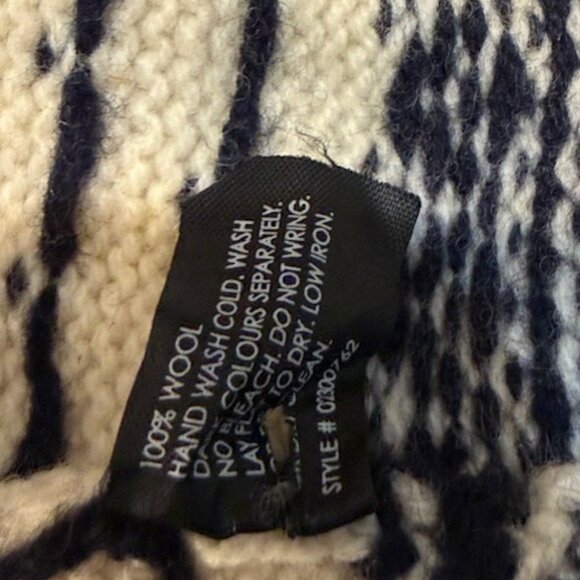 Vintage Fair Ilse Cardigan Sweater – Unisex - Picture 15 of 16